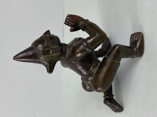 Antique Indian Bronze Hindu Figure of Krishna crawling as a child approximately 11cm high - Image 3 of 5