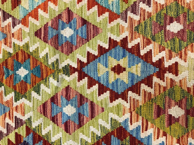 Chobi Kilim rug, approx 151cm x 97cm - Image 2 of 3