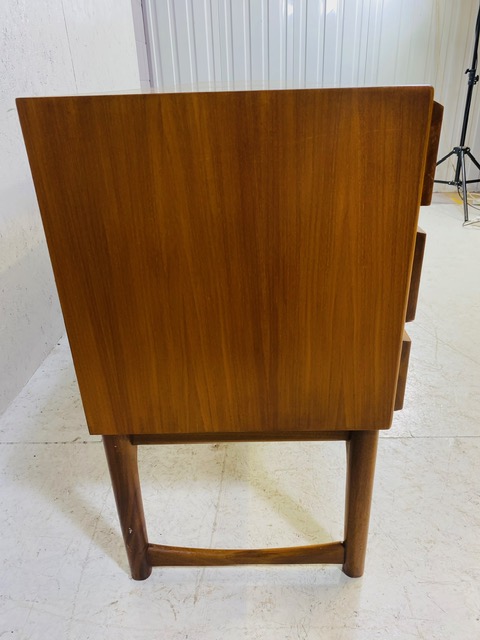 Mid Century sideboard by A.H. McIntosh & Co Ltd with three drawers to the left hand side, - Image 10 of 22