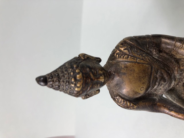 oriental interest , two patinated Tibetan brass Buddha statues the bases still containing casting - Image 5 of 6