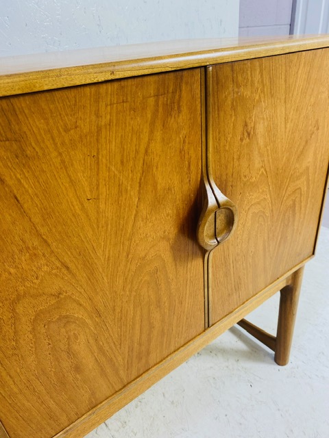 Mid Century sideboard by A.H. McIntosh & Co Ltd with three drawers to the left hand side, - Image 8 of 22