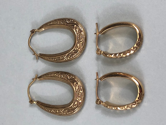 Two pairs of 9ct Gold earrings total weight 2g - Image 2 of 3