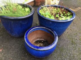 Collection of ceramic and glazed garden pots (3)