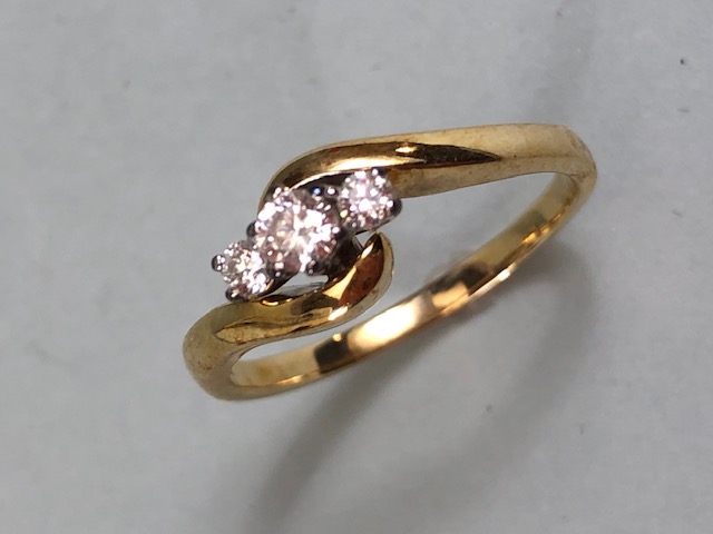 9ct Gold crossover three stone diamond ring size 'S' total weight approx 3.3g - Image 2 of 5