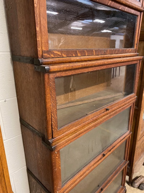 Vintage Globe Wernicke sectional bookcase, with six glass-fronted shelves, approx 87cm x 29cm ( - Image 4 of 13