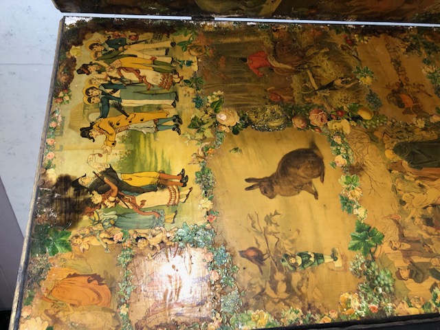 Victorian decoupage room divider / screen, approx 228cm in length x 183cm in height - Image 14 of 31