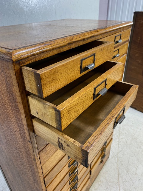 Light oak specimen cabinet with two flights of 14 narrow drawers with metal cup handles with - Image 13 of 15