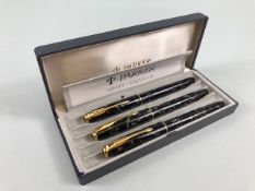 Vintage fountain pens, 3 Parker Sonnet insignia 88 fountain pens with gold nibs, in original box