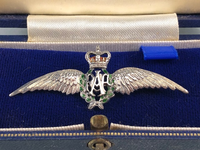 RAF sweetheart brooch, the white metal wings with red and green enamelled centre section, stamped ' - Image 2 of 16