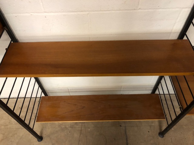 Large installation of mid century teak and metal Ladderax, consisting of five bays and various - Image 22 of 25