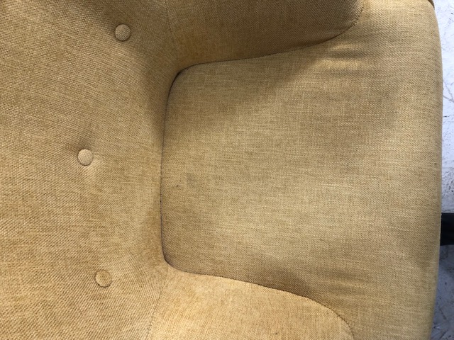 Mid century style button back armchair - Image 4 of 6