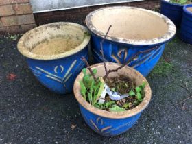 Collection of ceramic and glazed garden pots (3)