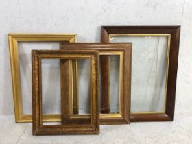 Good collection of picture frames, wooden and gilt, the largest approx 60cm x 78cm (4)