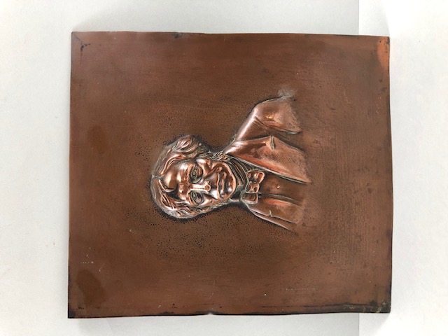 Copper plaque depicting John Ruskin, relief moulded, approx 26cm x 22cm - Image 2 of 4