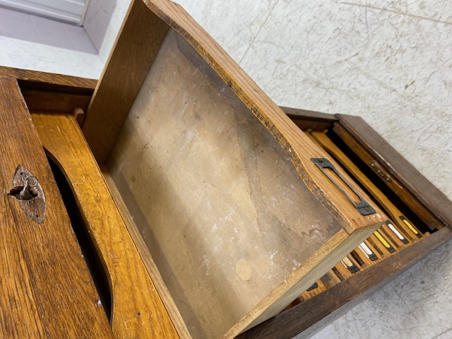 Dark stained roll front collectors or music cabinet, run of 9 internal drawers with scallop fronts - Image 8 of 20