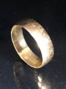 9ct Gold band fully hallmarked, size 'S' and approx 2.4g