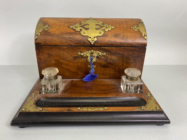 Antique desk set, late Victorian flame mahogany desk set comprising of a brass mounted letter