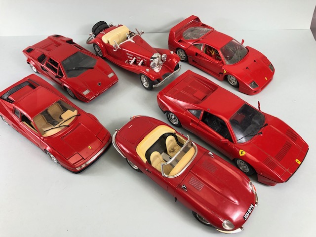 Collection of Burago and Polistil 1:16 / 1:18 scale collectable cars to include Ferrari, Jaguar