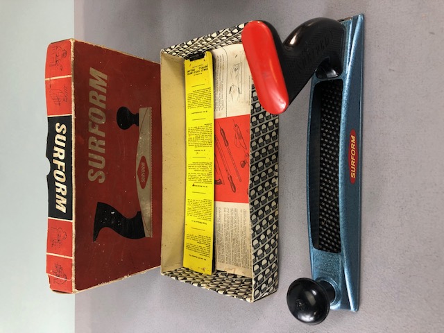 Vintage tools, 3 vintage woodworking planes and a Surform in its box - Image 2 of 5