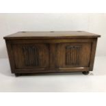 Oak Linen Fold chest with hinged lid approx 90 x 43 x 45cm