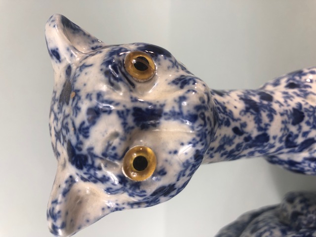 Oriental China, a pair of Chinese long neck cats with cobalt decoration of leaves and tendrils the - Image 3 of 5