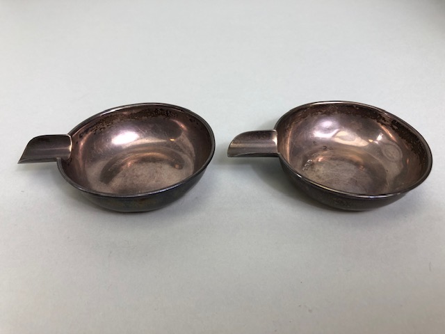 Pair of 1930's Hallmarked Silver ashtrays London by maker Robert Pringle & Sons approx 7cm in