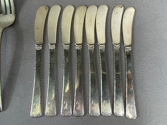 Canteen of American silver cutlery Old Lace pattern all marked STERLING & comprising: 14 small - Image 11 of 28