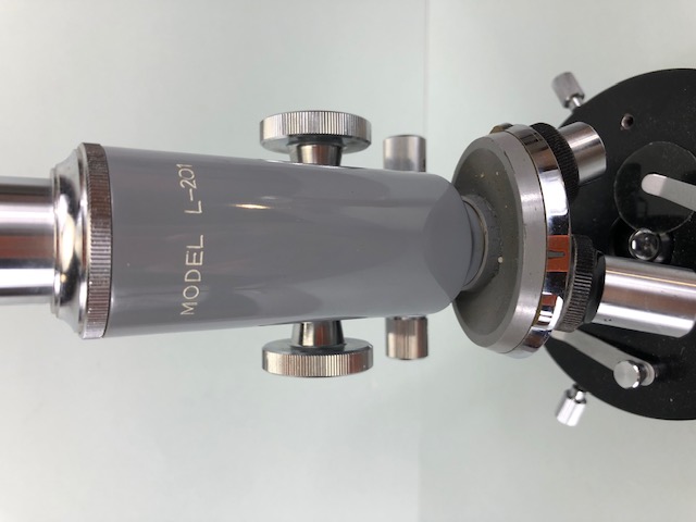 Scientific interest, Guangzhou Liss Optical Instruments L201 Tri way Laboratory Microscope - Image 4 of 13