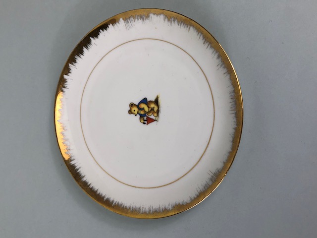 Limoges china, Two Victorian 9002 side plates decorated with gold foliage on a pastel background - Image 14 of 16