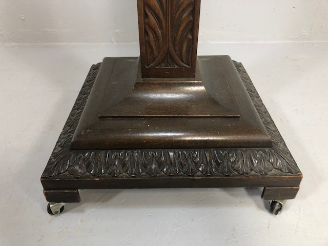 Antique Furniture, early 20th century carved wood standard lamp base sectioned by twists and - Image 6 of 6