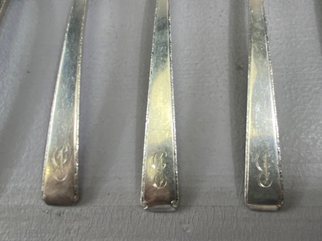 Canteen of American silver cutlery Old Lace pattern all marked STERLING & comprising: 14 small - Image 26 of 28