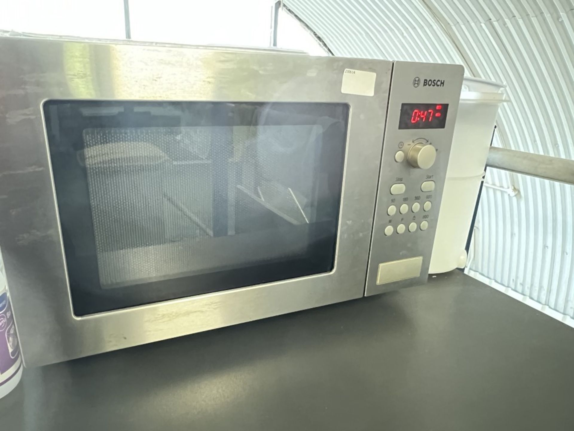 3x Bosch Microwave Ovens (Used) and 2x Bosch Fridges (Used) - Image 3 of 5