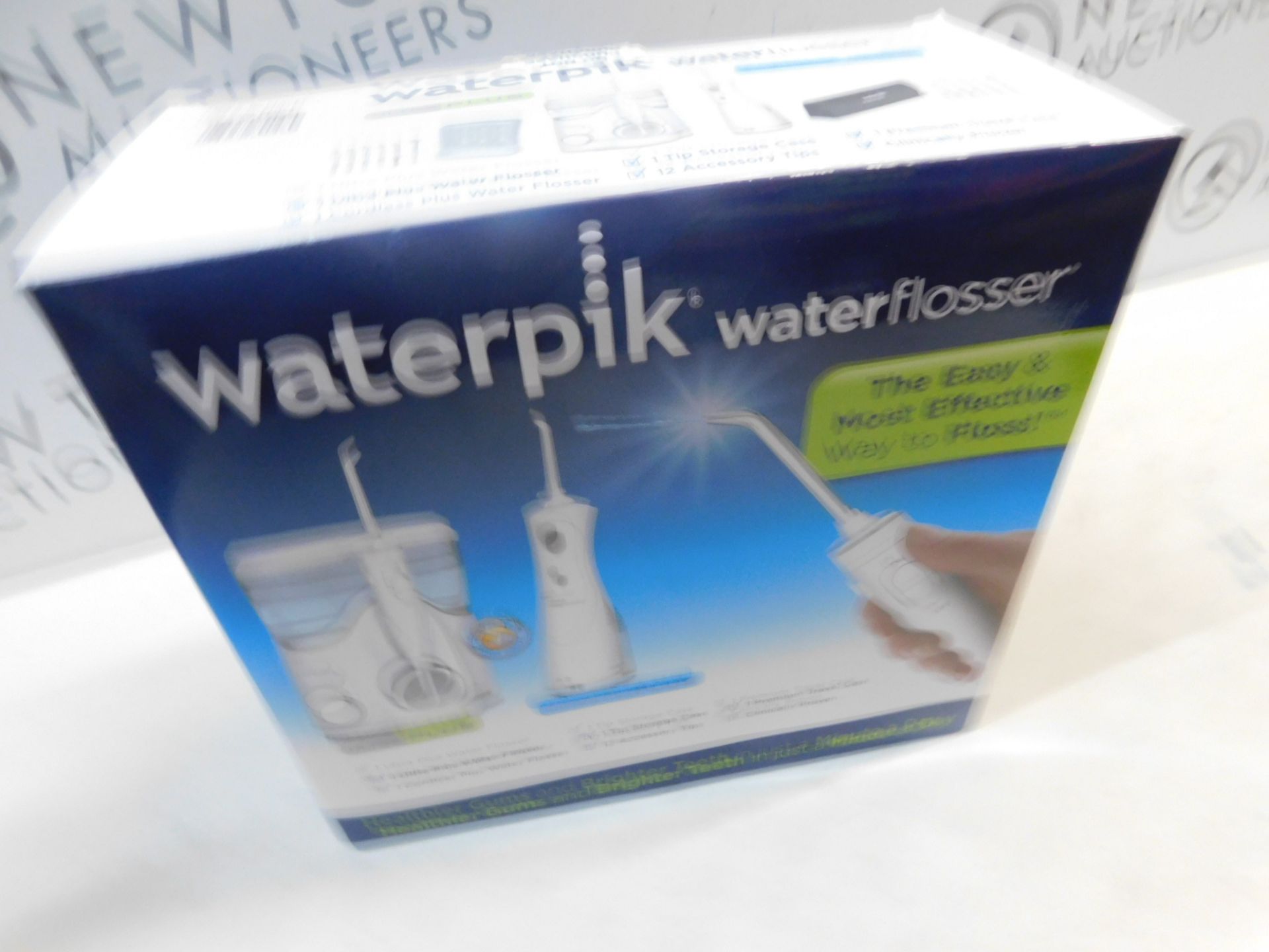 1 BOXED WATERPIK ULTRA PLUS WATER FLOSSER RRP Â£99