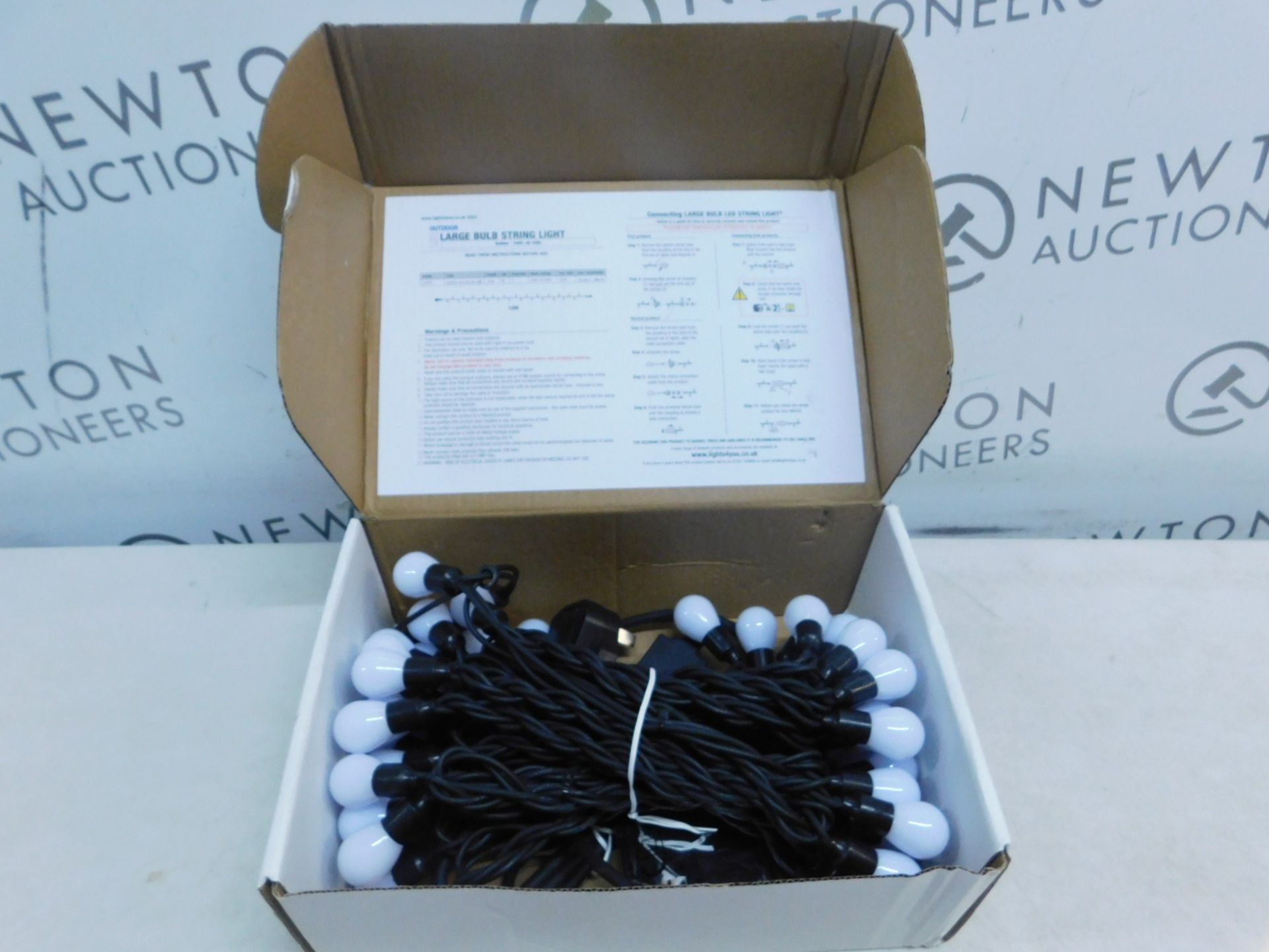 1 BOXED LIGHTS4YOU 33FT (10M) 50 LARGE BULB ICE WHITE OUTDOOR STRING LIGHTS RRP Â£39