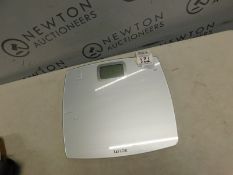 1 TAYLOR DIGITAL GLASS SCALE RRP Â£29.99