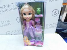 1 BOXED 15.4 INCH (39.1 CM) DISNEY DOLL TEA PARTY WITH FRIEND ASSORTMENT (3+ YEARS) RRP Â£29