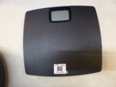 1 TAYLOR DIGITAL SCALE RRP Â£29.99