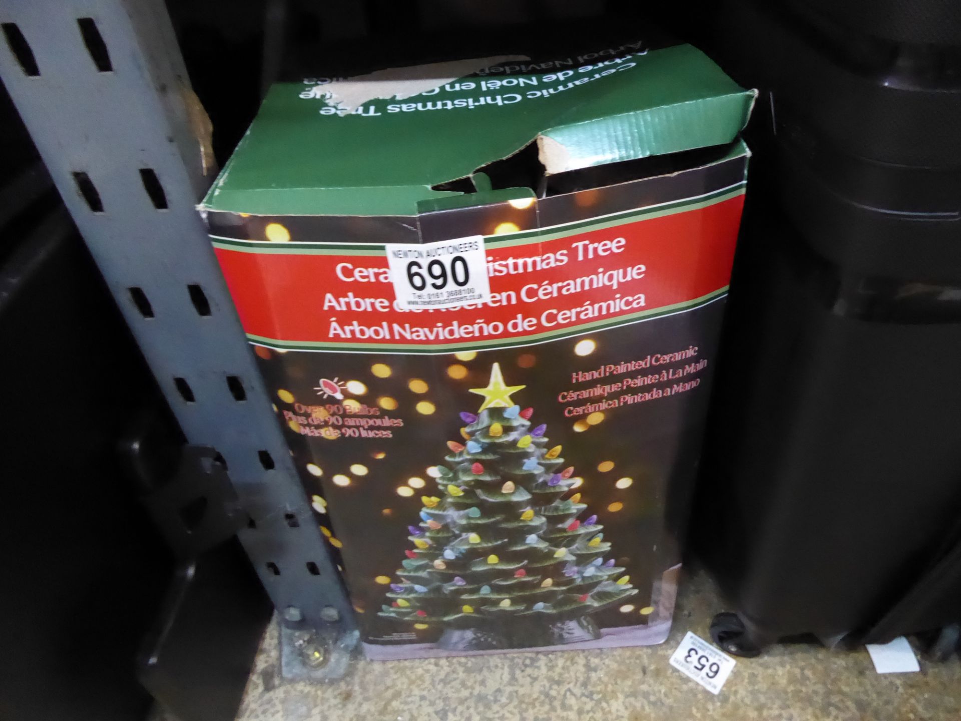 1 BOXED 17 INCH (44CM) NOSTALGIC CHRISTMAS TREE TABLE TOP ORNAMENT WITH LED LIGHTS RRP Â£69