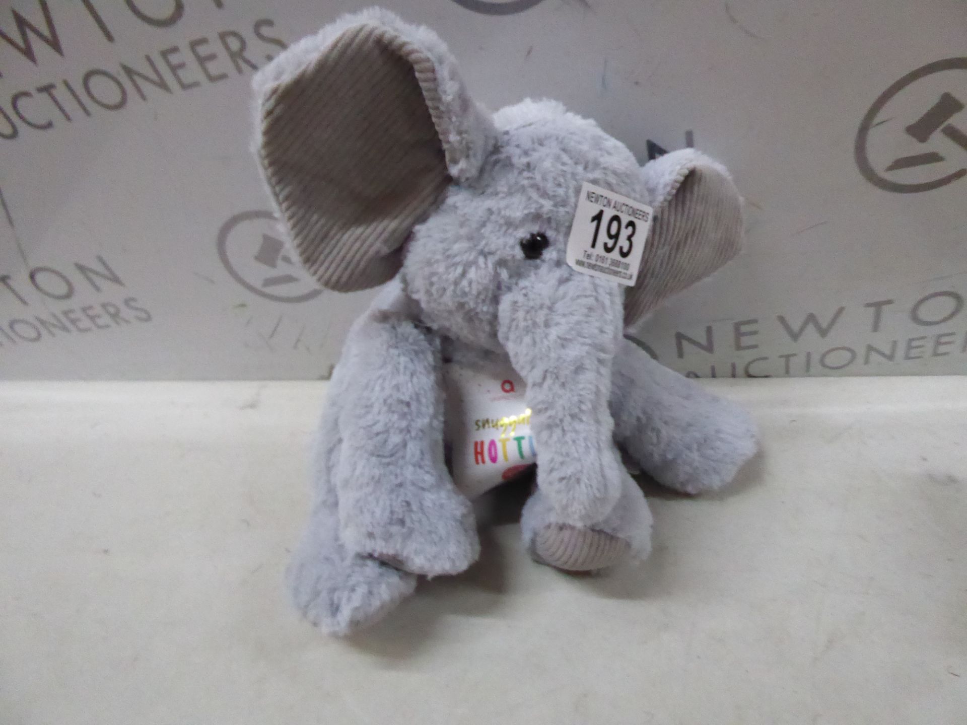 1 AROMA HOME ELEPHANT SNUGGABLE HOTTIE HEATABLE TOY RRP Â£19