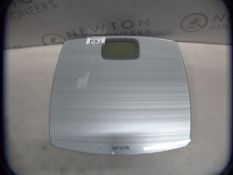 1 TAYLOR DIGITAL SCALE RRP Â£29.99