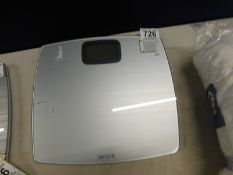 1 TAYLOR DIGITAL SCALE RRP Â£29.99