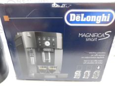 1 BOXED DELONGHI MAGNIFICA ECAM250.33.TB SMART BEAN TO CUP COFFEE MACHINE RRP Â£449