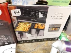 1 BOXED SUR LA TABLE DUAL BASKET AIR FRYER, 7.6L RRP Â£129