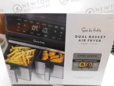 1 BOXED SUR LA TABLE DUAL BASKET AIR FRYER, 7.6L RRP Â£129