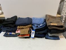 1 JOBLOT OF 25 JEANS/TROUSERS/JOGGERS RRP Â£499