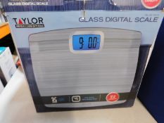 1 BOXED TAYLOR DIGITAL SCALE RRP Â£29.99