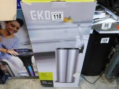 1 BOXED EVA STEP BIN 30L RRP Â£99