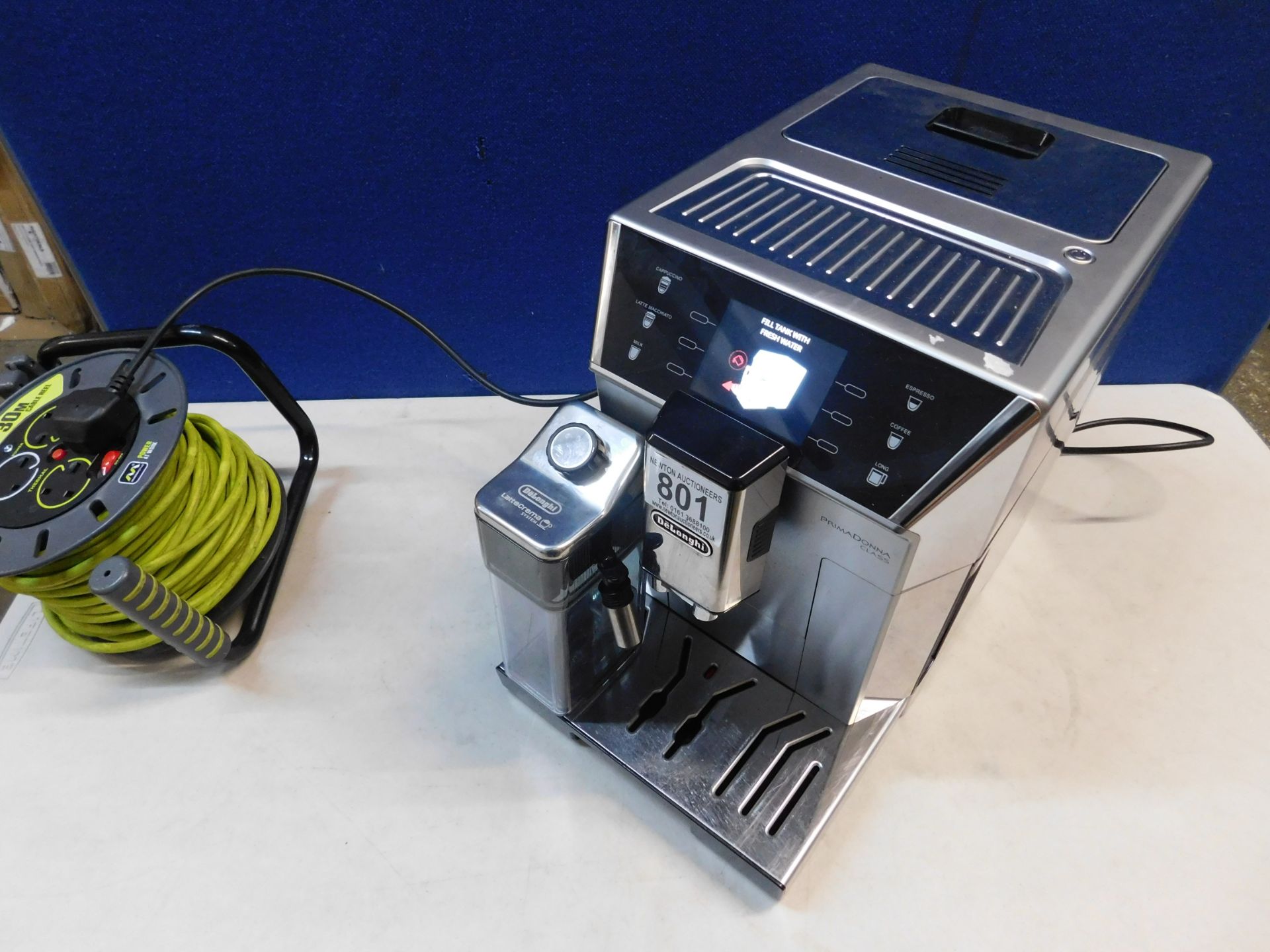 1 DELONGHI PRIMA DONNA CLASS ECAM550.75.MS SMART BEAN TO CUP COFFEE MACHINE - SILVER RRP £1399