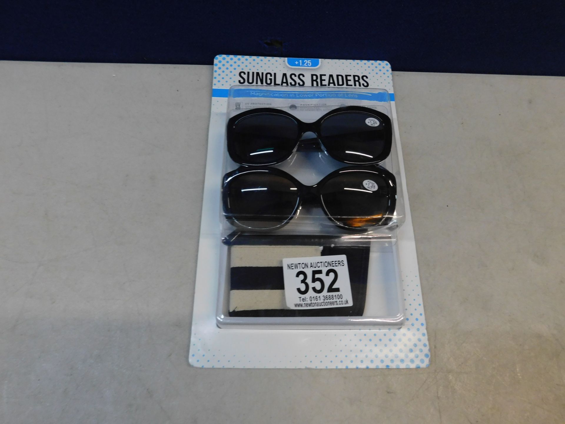 1 PACK OF SUN READER READING GLASSES IN STRENGTH +1.25 RRP Â£19.99