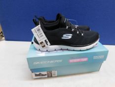 1 BOXED PAIR OF LADIES SKECHERS AIR COOLED TRAINERS UK SIZE 6 RRP Â£69